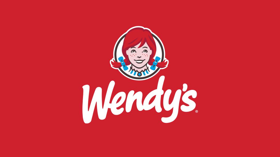 红发女孩变狂野朋克！温蒂汉堡推出新LOGO