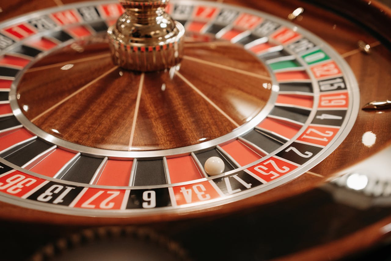 Casoola – Din Endelige Veiledning til Digitalt Casinounderholdning